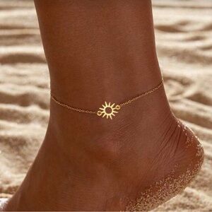 Gold Sun Charm Anklet M563